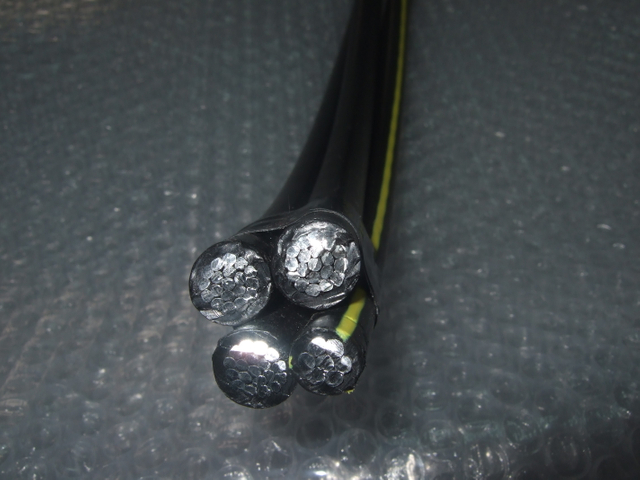 Câble aérien d'isolation PE de 10 kV Câble aérien d'isolation PE (JKLY) pour l'infrastructure urbaine