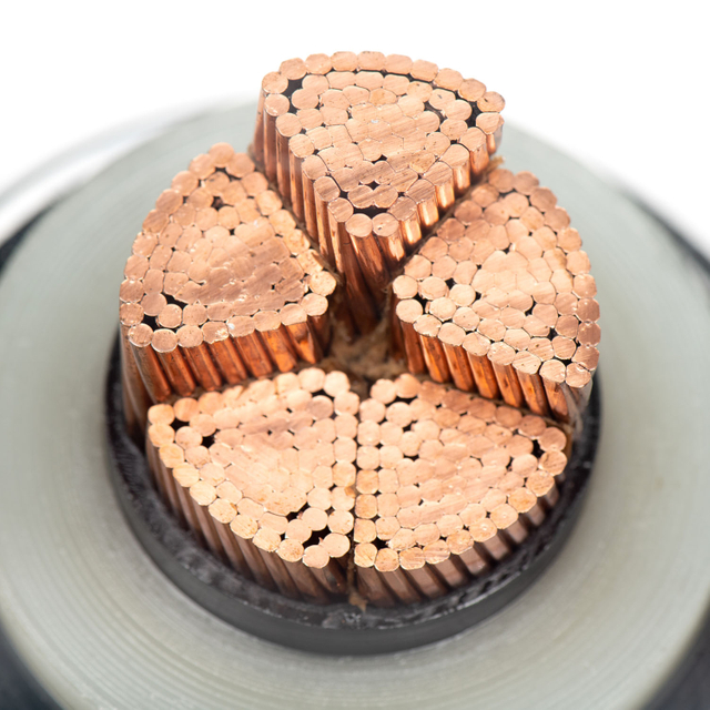 Câble d'alimentation isolé XLPE haute tension avec gaine ondulée en aluminium pour une efficacité de transmission améliorée