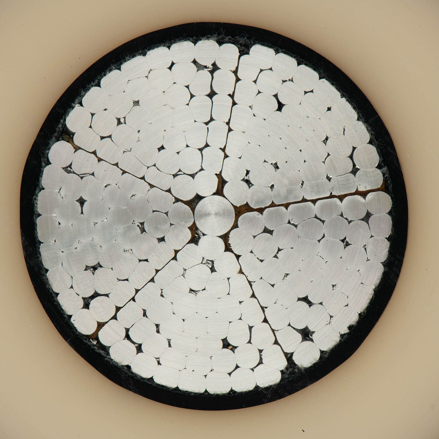 Comprendre les avantages des c&acirc;bles &eacute;lectriques haute tension pour le renforcement du r&eacute;seau