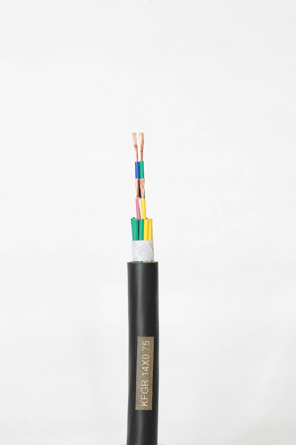 Quel est le code couleur d'un cordon d'alimentation à 3 fils?