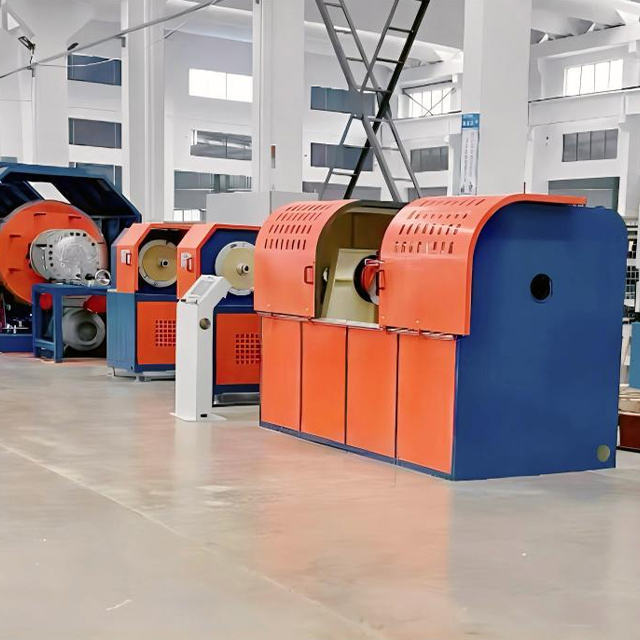 Machine d'échange de type Bowtype de 1200 tr / min pour les câbles